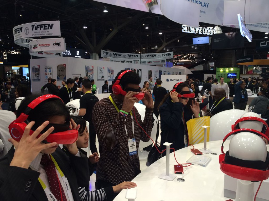 Virtuální realita CES 2016